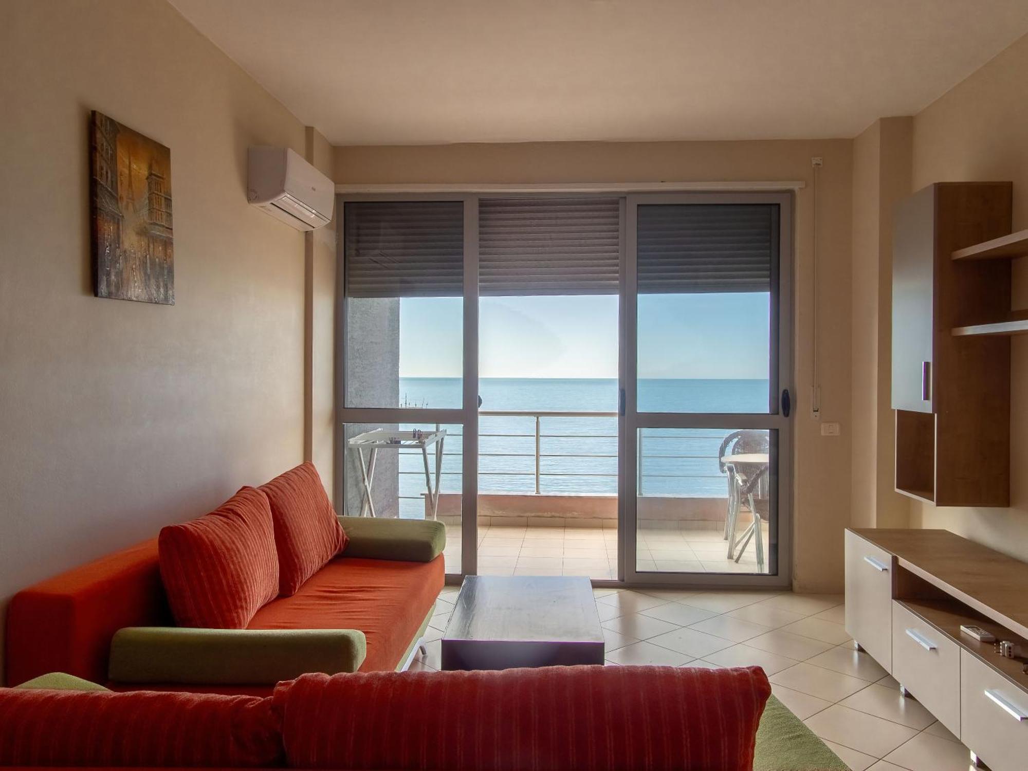 Blue Sky Apartaments Durres Exterior photo